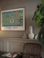 0025 prague flower market 3x4 video mockup