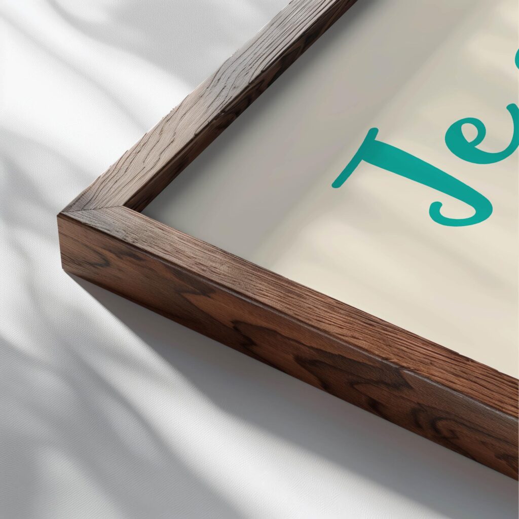 1 jesuisunemerveilleusecreation close up dark wood mockup