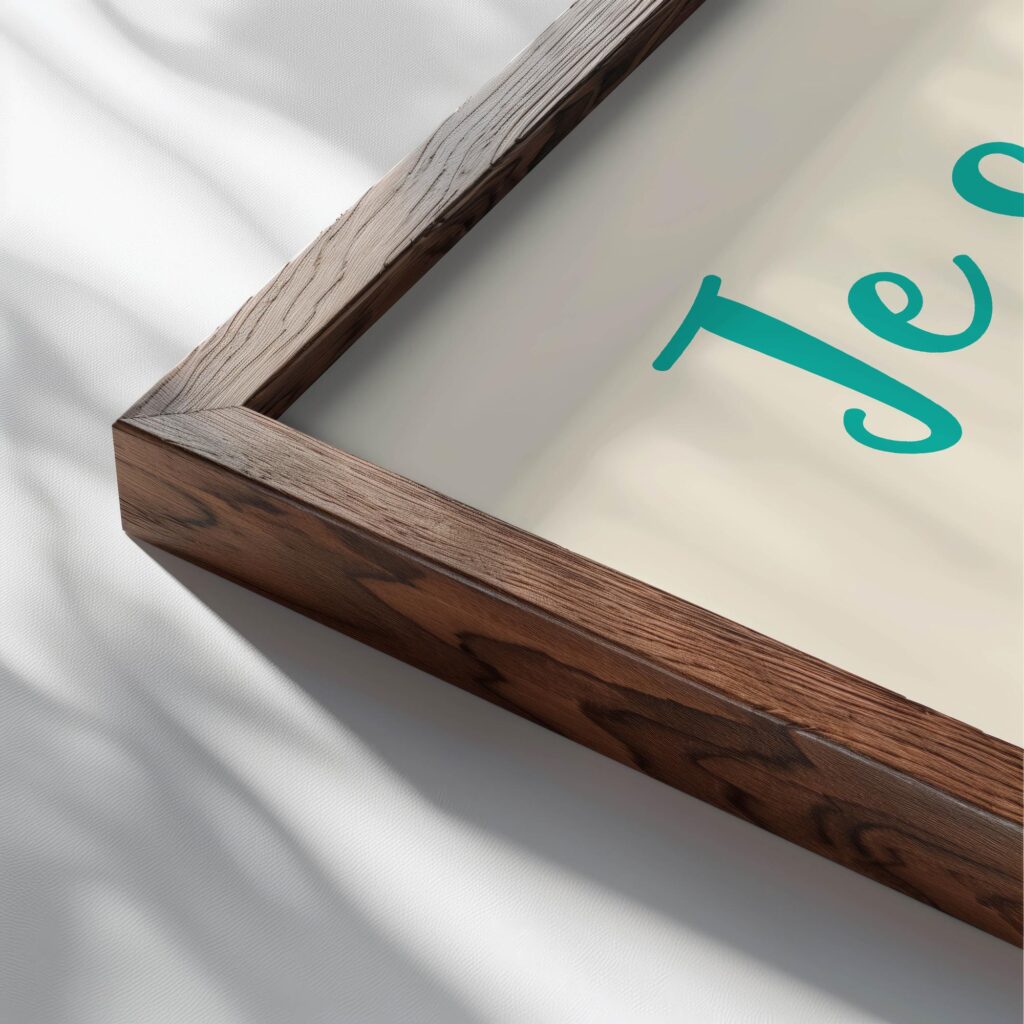 12 Je suis choisi pour porter du fruit. Copy close up dark wood mockup