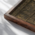 Arte universal 1943 Joaquin Torres Garcia close up dark wood mockup