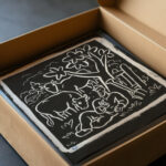 Boer rustend onder een boom in een weiland met koeien 1891 Leo Gestel video mockup