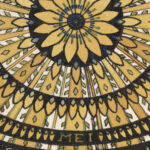 De maand Mei rozet met gestileerde bladen 1918 Julie de Graag 8 mockup