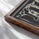 Decoratief ontwerp 1874 Carel Adolph Lion Cachet 4 close up dark wood mockup