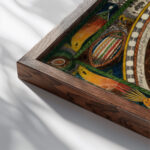 Die WanduhrSchlange. Ein Zohohrn Stund lang 1916 Adolf Wolfli close up dark wood mockup