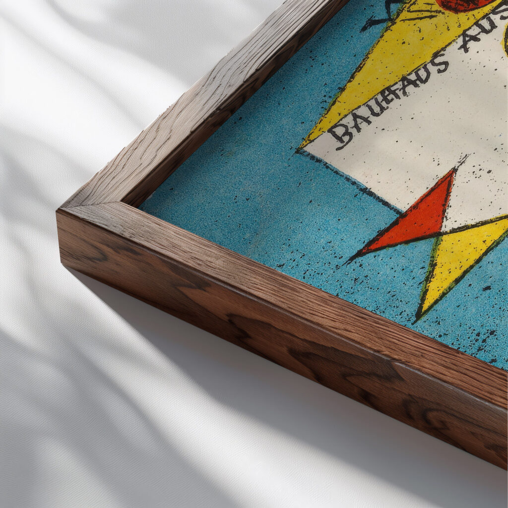 Die erhabene Seite 1923 Paul Klee close up dark wood mockup