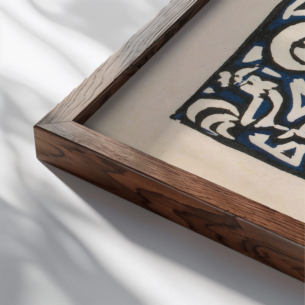 Kerstkaart met menselijke figuur en dieren 1906 Reijer Stolk close up dark wood mockup