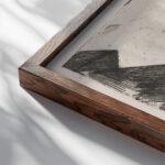 Man en paard 1921 Reijer Stolk close up dark wood mockup