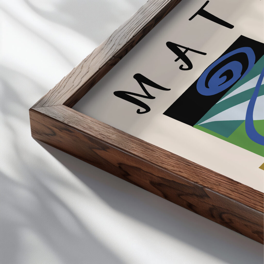 Matisse lesbetesdelamer 1950.png mockup0 v3 close up dark wood mockup