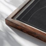 Moeder en kind 1929 11 Samuel Jessurun de Mesquita close up dark wood mockup