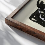 Naakte zittende vrouw met opgetrokken knieen schets in or before 1936 Leo Gestel close up dark wood mockup