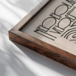 Ontwerp voor vignet voor Nederlandsche Vereeniging tot Bescherming van Dieren 1906 Reijer Stolk 1 close up dark wood mockup