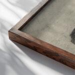 Orchidee 1874 Carel Adolph Lion Cachet close up dark wood mockup