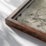 Saugende Katze 1919 Ernst Ludwig Kirchner close up dark wood mockup