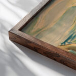 Skarver Kare Haram close up dark wood mockup