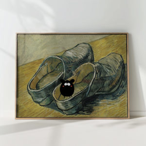 funny van gogh print mouse in shoe