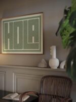 hola green 3x4 video mockup